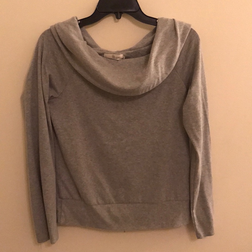 Light sweater small cowl neck